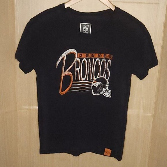 NFL Womens Denver Broncos Navy Blue Distressed Look Shirt Medium - Picture 1 of 6